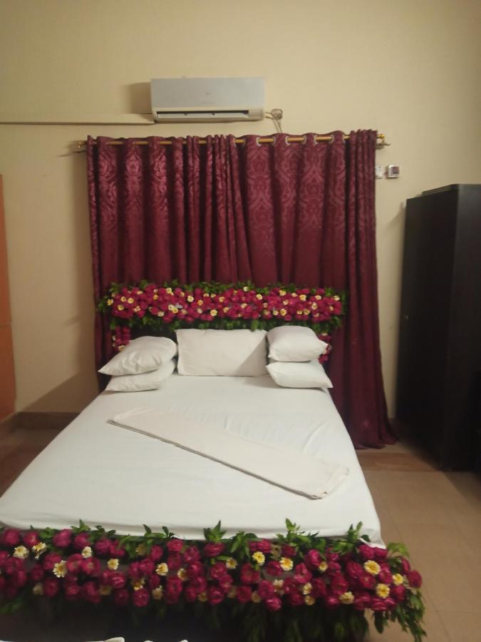 Hotel Al Rehman Guest Hous à Hyderabad Extérieur photo